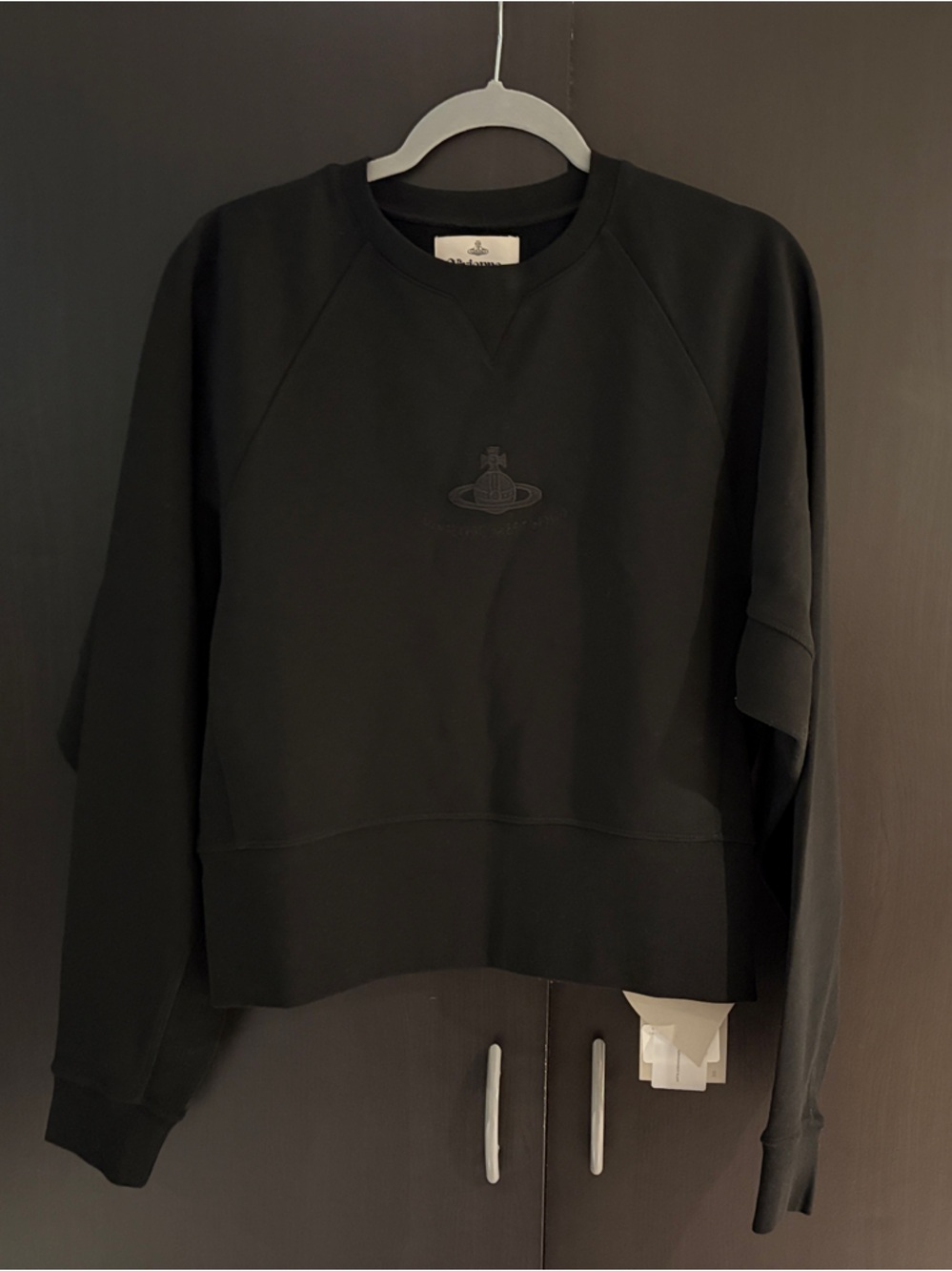 Vivienne Westwood Women’s Embroidered Tonal Orb Raglan Cropped Sweatshirt